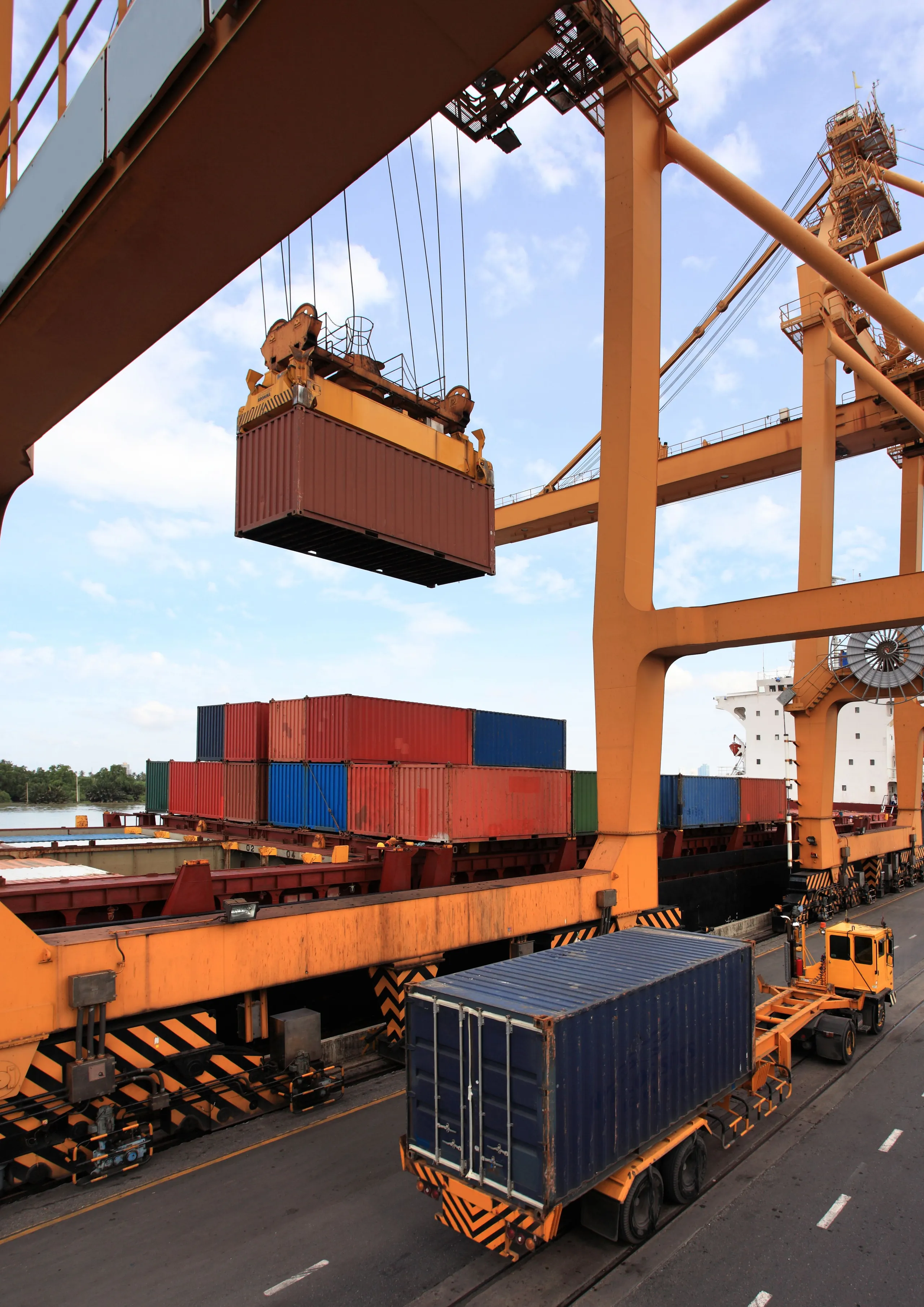 Cargo ship with shipping containers